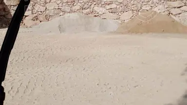 أرض في المفرق - دحل  - 25,000 دأ - صورة NaN